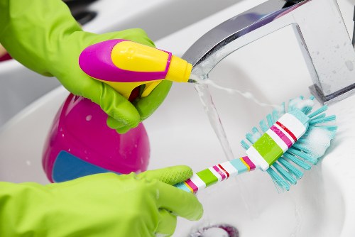 Specialist curtain cleaning methods used for delicate and heavy drapes