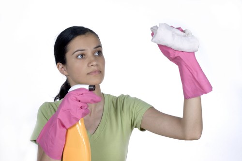 Wet floor warning and safe cleaning practices during carpet cleaning